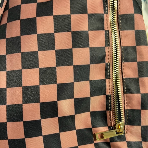 Checkered brown and Black Bum bag ideal for plus size. #plussize - Picture 4 of 4